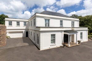 impressive Georgian Detached Home With Annexe