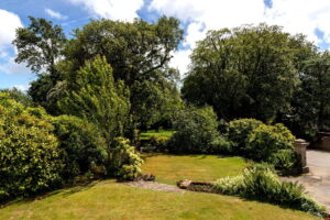 impressive Georgian Detached Home With Annexe