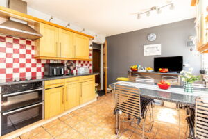 Detached Family Home with South West Facing Garden