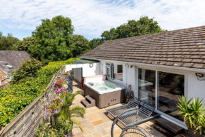 Versatile Detached Bungalow Home with Two Bedroom Annexe