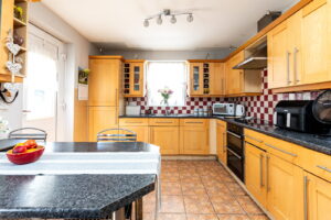 Detached Family Home with South West Facing Garden