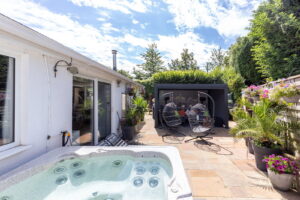 Versatile Detached Bungalow Home with Two Bedroom Annexe