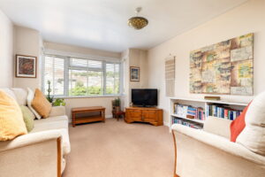 Spacious, Bright and Immaculately Presented One-Bedroom Apartment