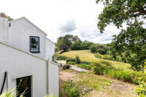 Idyllic Two Bedroom Cottage With Sea Views
