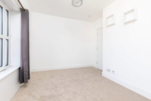 Third Floor One-Bedroom Apartment