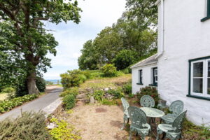 Idyllic Two Bedroom Cottage With Sea Views