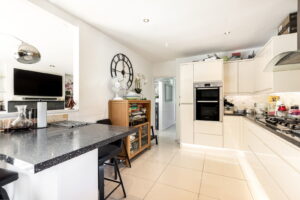Versatile Detached Bungalow Home with Two Bedroom Annexe