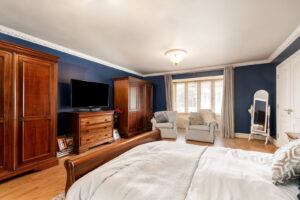 Exceptional Six Bedroom Family Home Offering Nearly 4,000 Sq Ft of Versatile Accommodation In Bel Royal Area