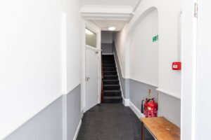 Third Floor One-Bedroom Apartment