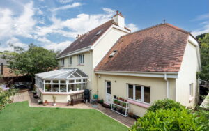 Exceptional Six Bedroom Home with 4,000 Sq. Ft of Versatile Accommodation&nbsp;
