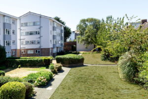 Spacious, Bright and Immaculately Presented One-Bedroom Apartment