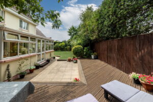 Exceptional Six Bedroom Family Home Offering Nearly 4,000 Sq Ft of Versatile Accommodation In Bel Royal Area