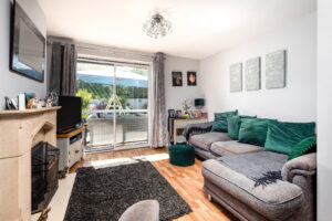 Detached Family Home with South West Facing Garden
