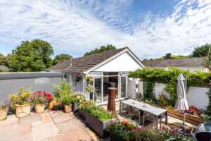 Versatile Detached Bungalow Home with Two Bedroom Annexe