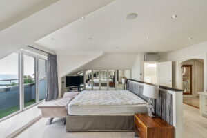 A Stunning Fully Furnished Executive Home with Spectacular Views In St Aubin