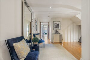 A Stunning Fully Furnished Executive Home with Spectacular Views In St Aubin