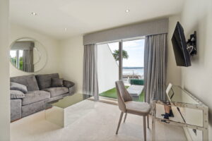 A Stunning Fully Furnished Executive Home with Spectacular Views In St Aubin