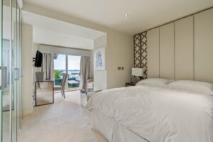 A Stunning Fully Furnished Executive Home with Spectacular Views In St Aubin