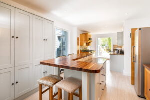 Immaculate Home In Prime Location With Direct Access To The Railway Walk