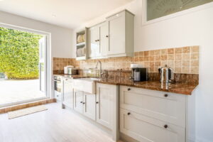 Immaculate Home In Prime Location With Direct Access To The Railway Walk