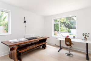 Immaculate Home In Prime Location With Direct Access To The Railway Walk