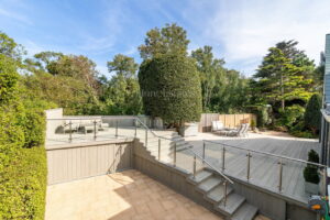 Immaculate Home In Prime Location With Direct Access To The Railway Walk