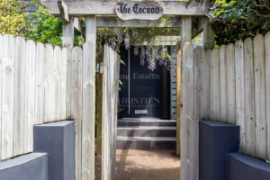 Immaculate Home In Prime Location With Direct Access To The Railway Walk