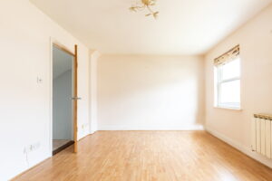 Two Bedroom, Two Bathroom Terraced House with Garage and Garden