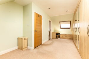Two Bedroom, Two Bathroom Terraced House with Garage and Garden