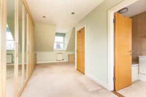Two Bedroom, Two Bathroom Terraced House with Garage and Garden