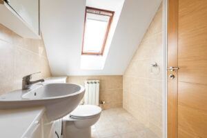 Two Bedroom, Two Bathroom Terraced House with Garage and Garden