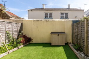 Two Bedroom, Two Bathroom Terraced House with Garage and Garden
