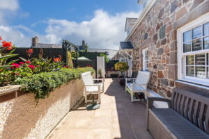 Three-Bedroom Granite Home with Garage & Garden – Rural St Helier
