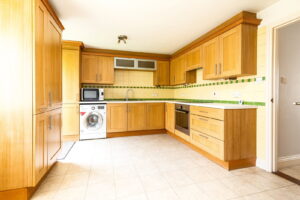 Two Bedroom, Two Bathroom Terraced House with Garage and Garden