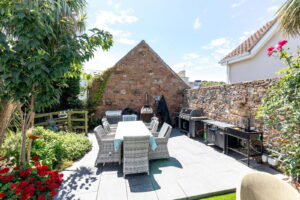 Exceptional Five-Bedroom Family Home with Gym & Heated Swimming Pool