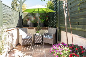 Three-Bedroom Granite Home with Garage & Garden – Rural St Helier