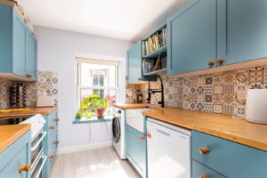 Detached One Bedroom Town Cottage With Garden