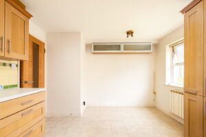 Two Bedroom, Two Bathroom Terraced House with Garage and Garden