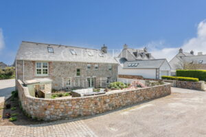 Traditional Granite Home with Separate Unit in Rural Parish