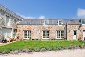Traditional Granite Home with Separate Unit in Rural Parish