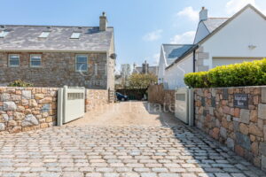Traditional Granite Home with Separate Unit in Rural Parish