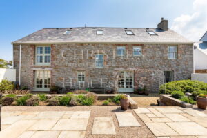 Traditional Granite Home with Separate Unit in Rural Parish