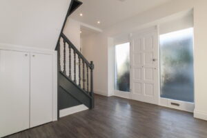 Detached family home with swimming pool