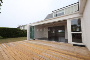 Detached home close to Le Moye Golf Course