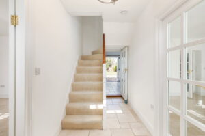 Terraced 3 bedroom, two bathroom Victorian cottage with parking in Gorey Village