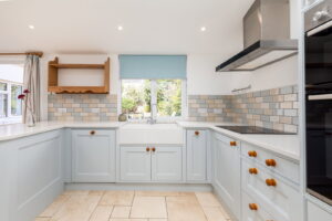 Terraced 3 bedroom, two bathroom Victorian cottage with parking in Gorey Village