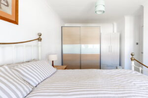 Five Bedroom, Semi Detached House With South Facing Garden, Just 150m From The Beach
