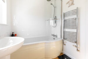 Five Bedroom, Semi Detached House With South Facing Garden, Just 150m From The Beach
