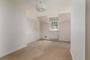 Three Bedroom, Two Bathroom Granite Cottage In A Delightful Hamlet Setting