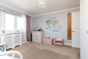 Five Bedroom, Semi Detached House With South Facing Garden, Just 150m From The Beach